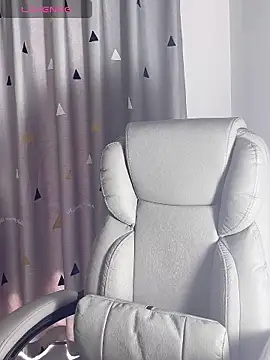 annacc999 online show from September 2025 06:35:01 AM