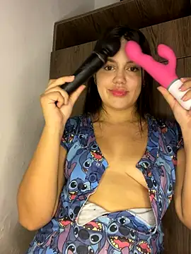 lunita sweet5 online show from November 2025 05:43:01 AM