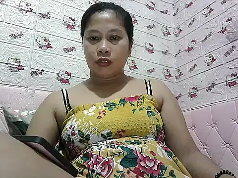Pilipinalyn23 online show from May 2026 11:27:01 AM