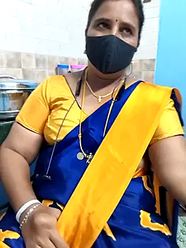 Snapshot of Tamil_Sweety chatting on November 2025 03:56:02 PM Tamil Sweety online show from November 2025 03:56:02 PM