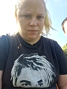 Snapshot of Amberdual chatting on September 2025 09:42:02 AM Amberdual online show from September 2025 09:42:02 AM