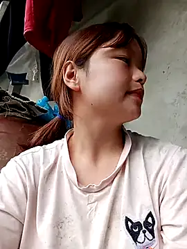 XoiXoi232 online show from September 2025 01:17:01 AM