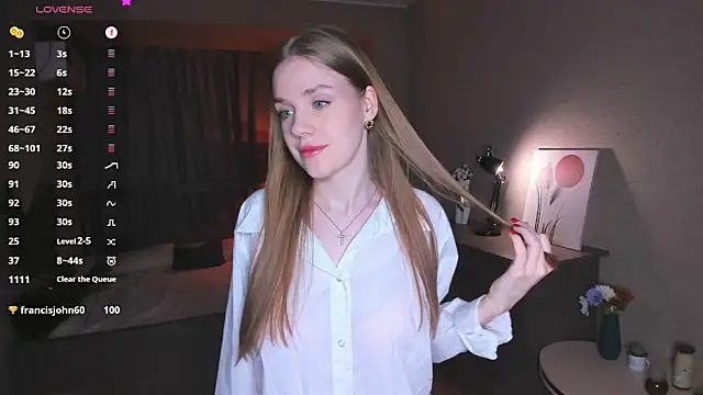 OdellaFrake online show from December 2025 07:32:01 PM