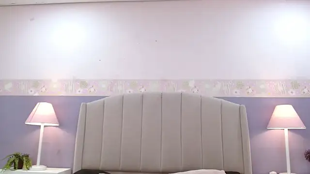 Isabelgh  online show from July 2026 07:44:01 PM