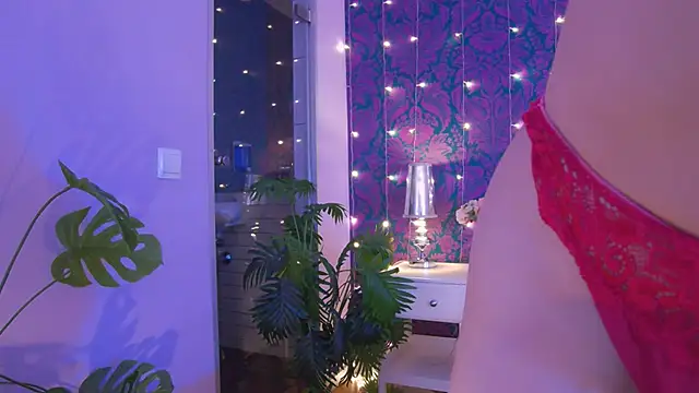 Snapshot of CherrRoses chatting on November 2025 03:55:01 PM CherrRoses online show from November 2025 03:55:01 PM