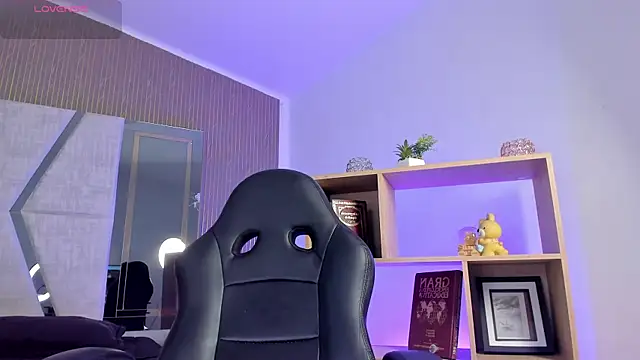 Axel grey  online show from April 2026 12:47:01 PM