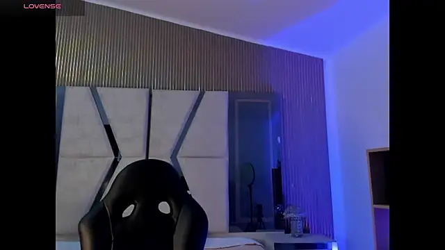 Axel grey  online show from May 2026 12:43:01 PM