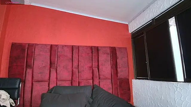 Snapshot of LilithVibe_ chatting on January 2026 01:49:01 PM LilithVibe online show from January 2026 01:49:01 PM