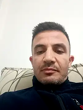 Snapshot of OGUZOZAN chatting on October 2025 08:50:01 PM OGUZOZAN online show from October 2025 08:50:01 PM