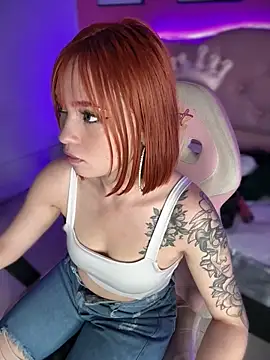 Snapshot of Alysson_LS chatting on September 2025 03:41:02 AM Alysson LS online show from September 2025 03:41:02 AM