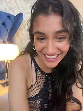 ValentiinaCruz online show from December 2025 10:47:01 PM