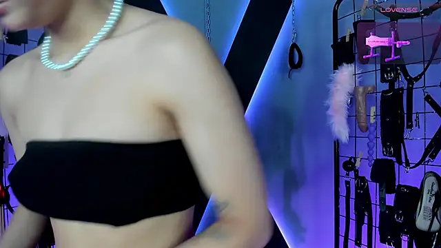 VictoryaLiah BDSM online show from November 2025 10:36:01 AM