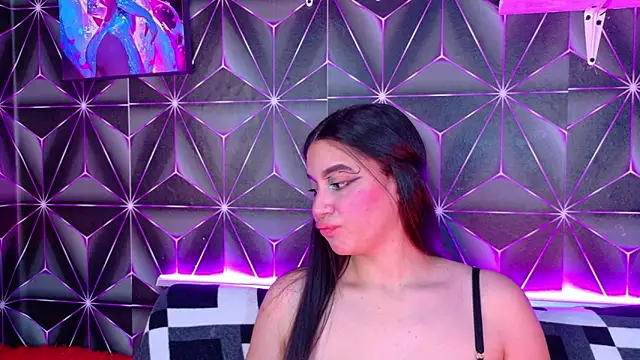 Snapshot of Megan_Luxe chatting on September 2025 04:26:01 AM Megan Luxe online show from September 2025 04:26:01 AM