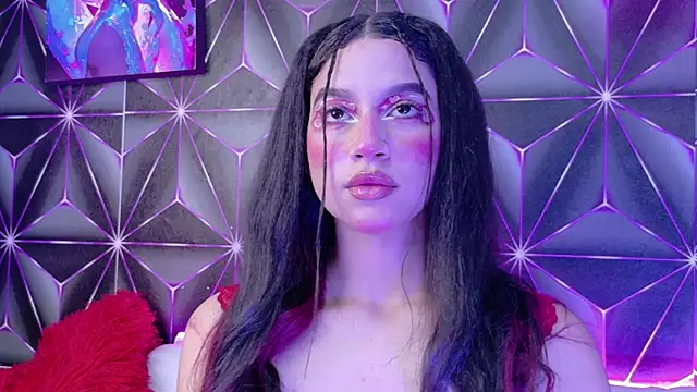 Snapshot of Megan_Luxe chatting on October 2025 04:43:01 AM Megan Luxe online show from October 2025 04:43:01 AM