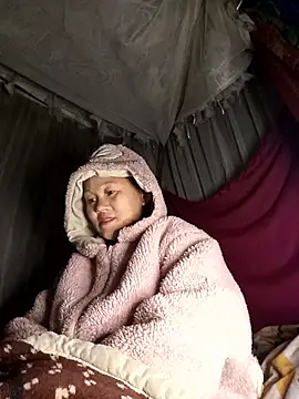 Snapshot of MaiHoa69 chatting on January 2026 01:57:01 PM MaiHoa69 online show from January 2026 01:57:01 PM