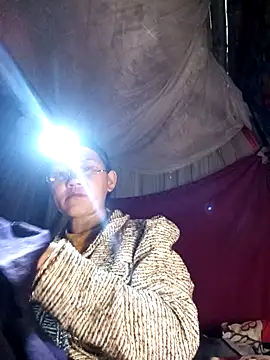 Snapshot of MaiHoa69 chatting on March 2026 09:04:01 AM MaiHoa69 online show from March 2026 09:04:01 AM