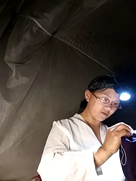 Snapshot of MaiHoa69 chatting on April 2026 12:06:02 PM MaiHoa69 online show from April 2026 12:06:02 PM