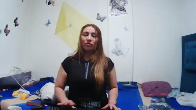 AddyStuart  online show from June 2026 04:11:02 AM