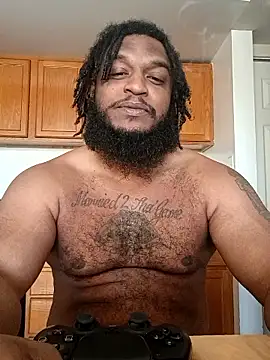 Snapshot of Longthickdick33 chatting on May 2026 12:32:01 PM Longthickdick33 online show from May 2026 12:32:01 PM