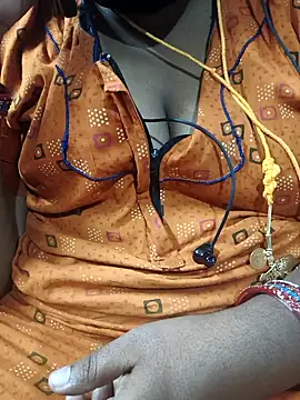 Snapshot of TAMIL_ELAKKIYA chatting on September 2025 04:52:01 PM TAMIL ELAKKIYA online show from September 2025 04:52:01 PM