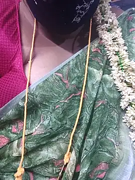 Snapshot of TAMIL_ELAKKIYA chatting on September 2025 04:51:02 PM TAMIL ELAKKIYA online show from September 2025 04:51:02 PM