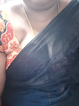 Snapshot of TAMIL_ELAKKIYA chatting on February 2026 05:33:01 PM TAMIL ELAKKIYA online show from February 2026 05:33:01 PM