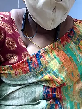 Snapshot of TAMIL_ELAKKIYA chatting on February 2026 06:22:02 PM TAMIL ELAKKIYA online show from February 2026 06:22:02 PM