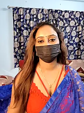 Cute-lusi online show from November 2025 06:54:02 PM