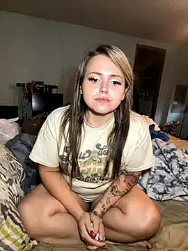 Snapshot of JuicyExxxperience chatting on September 2025 12:32:02 PM JuicyExxxperience online show from September 2025 12:32:02 PM