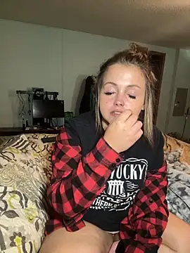 Snapshot of JuicyExxxperience chatting on October 2025 02:50:01 PM JuicyExxxperience online show from October 2025 02:50:01 PM