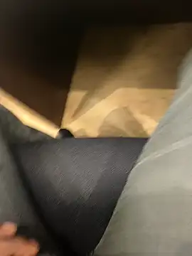 Snapshot of hotboy43339 chatting on October 2025 06:34:01 AM hotboy43339 online show from October 2025 06:34:01 AM