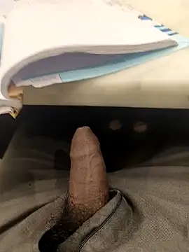 hotboy43339 online show from February 2026 08:40:01 AM