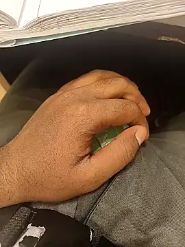 hotboy43339 online show from March 2026 03:12:01 AM