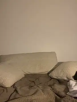 Snapshot of BrumeLove chatting on February 2026 09:27:01 AM BrumeLove online show from February 2026 09:27:01 AM