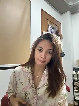 Snapshot of LanySylvia chatting on November 2025 02:07:02 PM LanySylvia online show from November 2025 02:07:02 PM