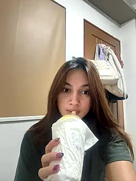 Snapshot of LanySylvia chatting on November 2025 05:13:01 PM LanySylvia online show from November 2025 05:13:01 PM