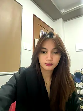 Snapshot of LanySylvia chatting on November 2025 02:29:01 PM LanySylvia online show from November 2025 02:29:01 PM