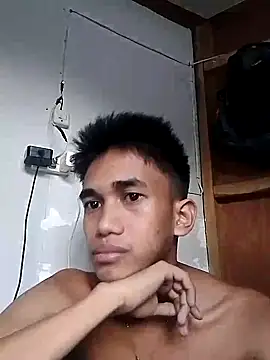 Snapshot of charlie0728 chatting on September 2025 09:52:02 PM charlie0728 online show from September 2025 09:52:02 PM