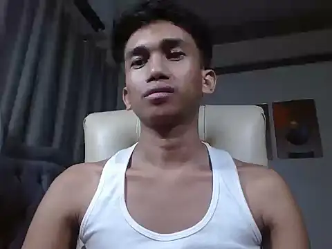 Snapshot of charlie0728 chatting on December 2025 02:57:02 PM charlie0728 online show from December 2025 02:57:02 PM