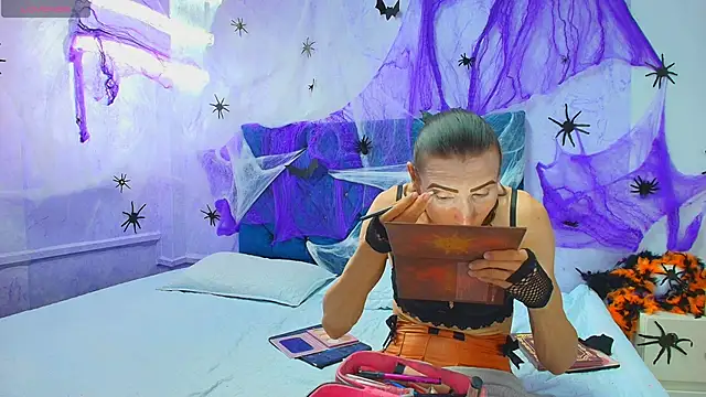 Snapshot of shantala_nastasiia chatting on October 2025 01:43:02 PM shantala nastasiia online show from October 2025 01:43:02 PM