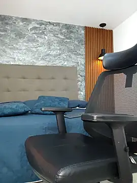 damian bull online show from September 2025 08:25:02 PM