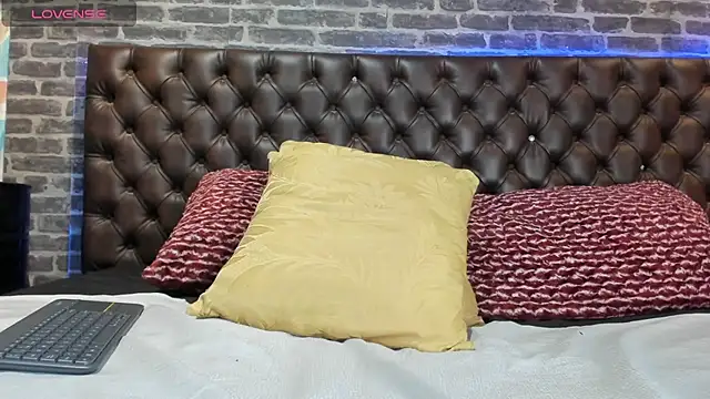 damian bull online show from April 2026 12:54:01 PM