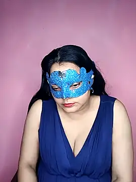 Snapshot of MEERAcle chatting on October 2025 10:32:02 PM MEERAcle online show from October 2025 10:32:02 PM