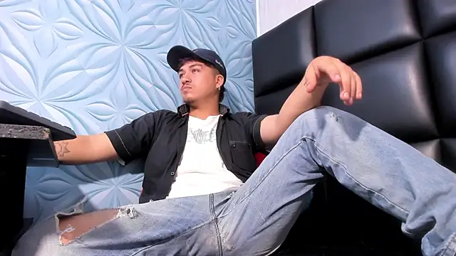 juanmechanic  online show from January 2026 05:00:02 AM