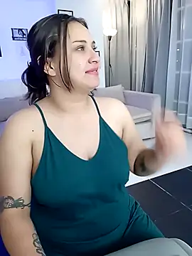 Laureen se online show from May 2026 05:03:01 AM