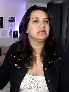 Laureen se online show from July 2026 06:28:01 AM