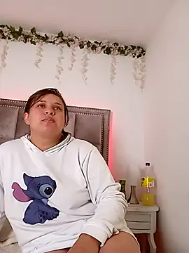 Laureen se online show from July 2026 10:39:01 AM