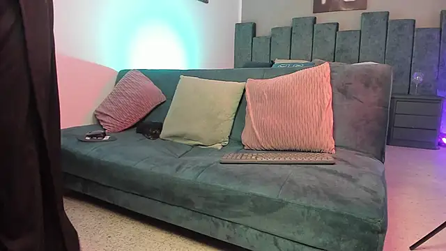 Scaar Percy online show from September 2025 07:50:01 PM