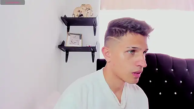 kevin ahss online show from April 2026 08:59:01 PM