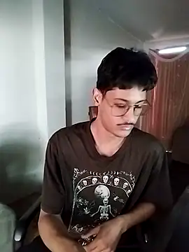 Snapshot of Mago666_ chatting on October 2025 06:49:02 PM Mago666 online show from October 2025 06:49:02 PM